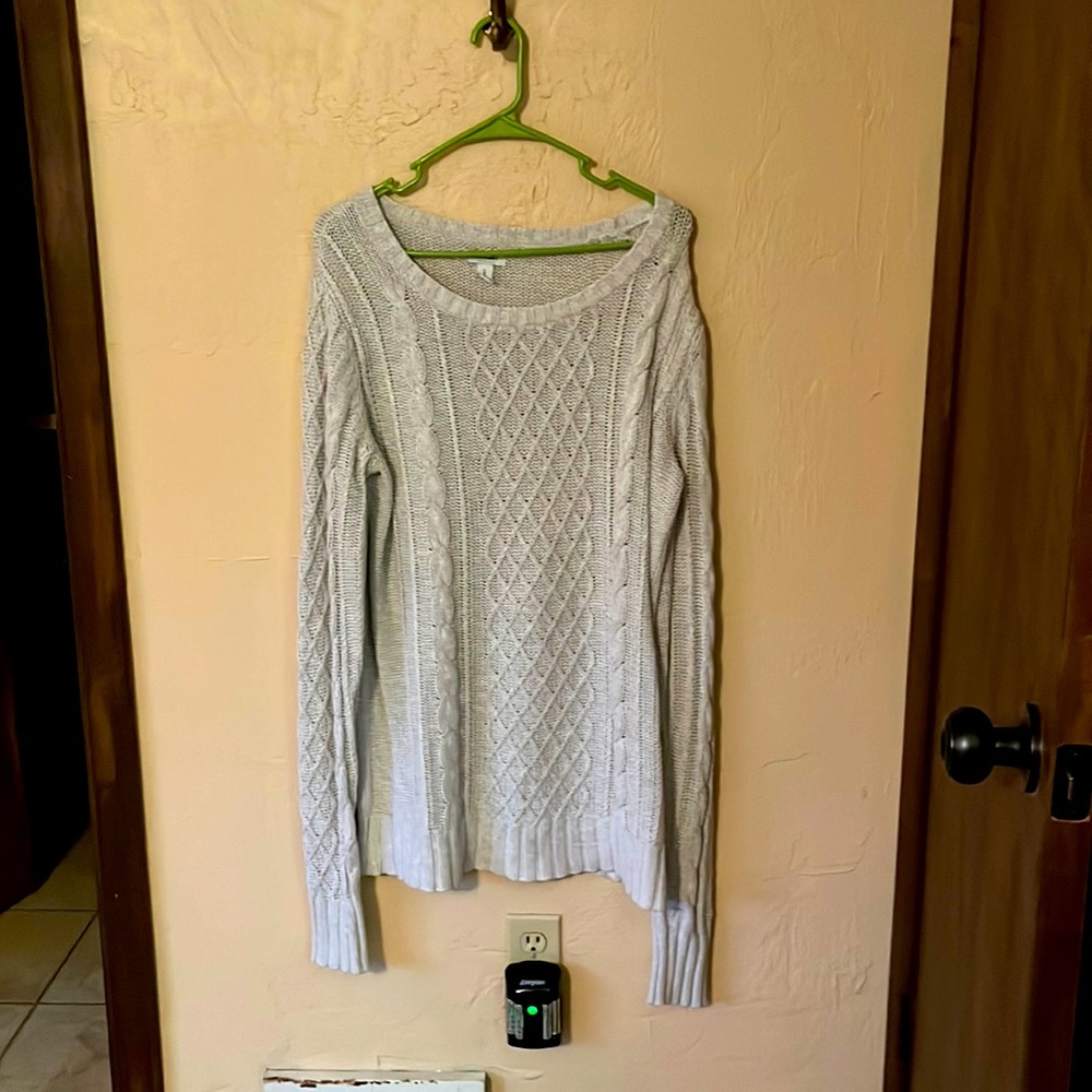 Old navy sweater